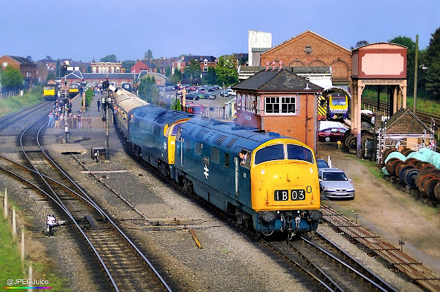 Warship and Western at Kidderminster in 1999