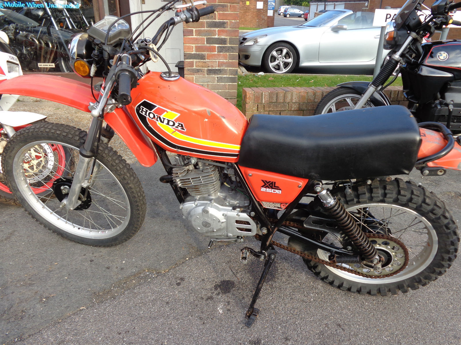 Oldskool Trail 1979 Honda XL250 S BRIGHTON UK LAPAK MOBIL DAN