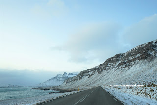 東部　アイスランド　冬　雪景色　道路　ドライブ　綺麗