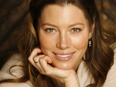 Jessica Biel Hollywood Actress Wallpaper-507-1600x1200