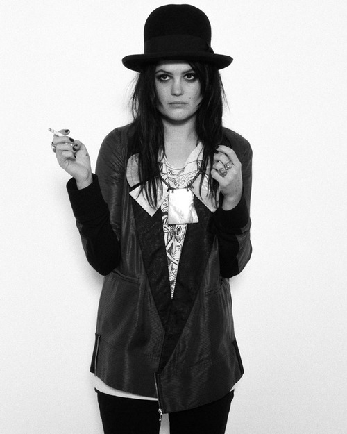 Labels Alison Mosshart