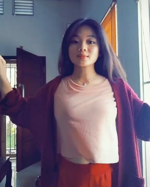 Video TikTok Cewek Indo #1