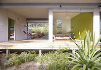 Australian Courtyard House with Idyllic Interior