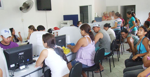Cadastramento do Bolsa Família em Poço Fundo e na Vila do Pará