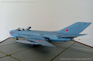 [Obrazek: MIG19S%20(8)%20(2200x1465).jpg]