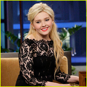 Abigail Breslin new Pics