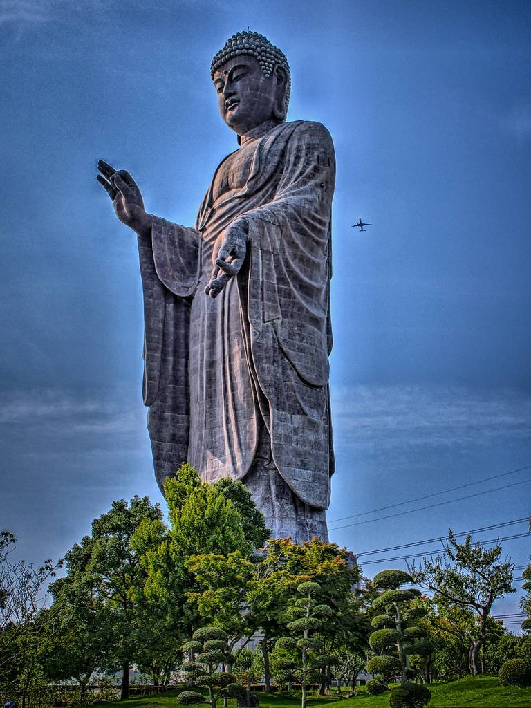 10 Tallest Statues in The World 2022