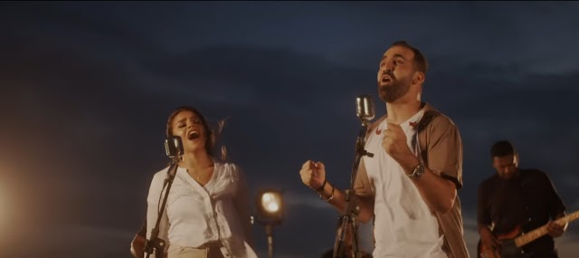 Arthur Callazans lança videoclipe para sua nova música "Tu És Rei", com Julia Vitória 