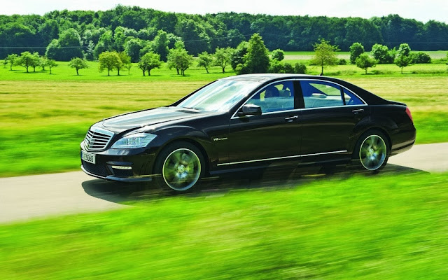 Mercedes-Benz S350 BlueTEC Sedan Wallpaper