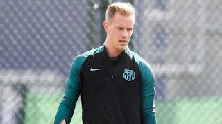 Agen Bola - Ter Stegen Bersyukur Claudio Bravo Ke Man City