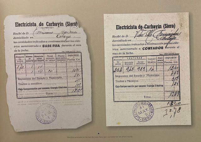 Recibos emitidos a clientes de base fija y por contador en los años treinta