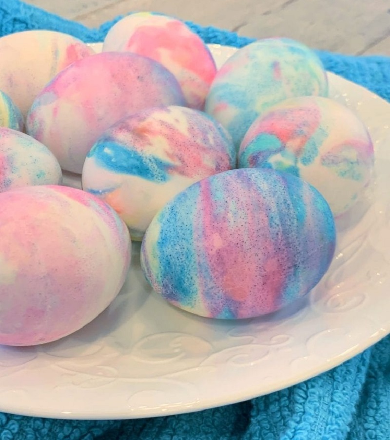 how to dye eggs with shaving foam