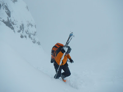 ski de rando Combe a Marion couloir nord des ARAVIS Manu RUIZ