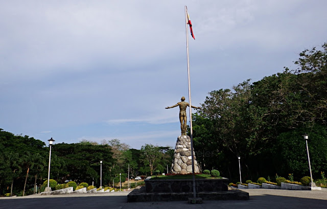 oblation back view at UP in the Visayas Miagao