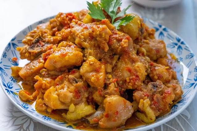 Membuat Ayam Rica-Rica Pedas: Empuk dan Tidak Amis