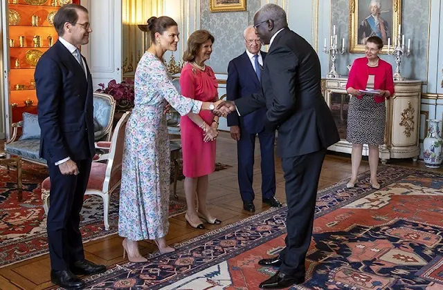 Crown Princess Victoria wore a new printed side slit maxi dress by Other Stories. Queen Silvia wore a fuchsia dress