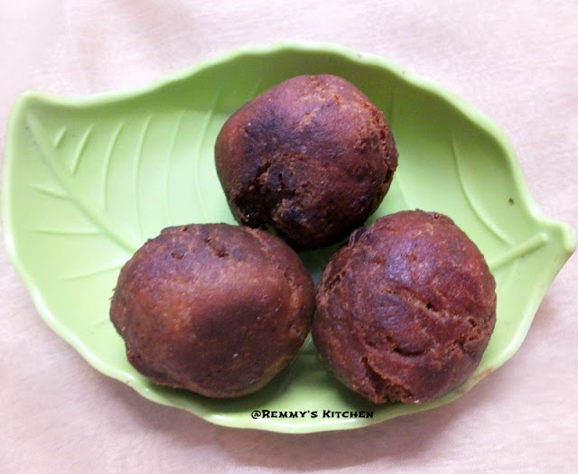 Undampori / Sweet bonda 