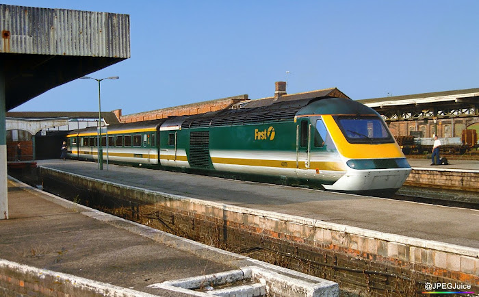 43175 at Worcester Shrub Hill in 1999