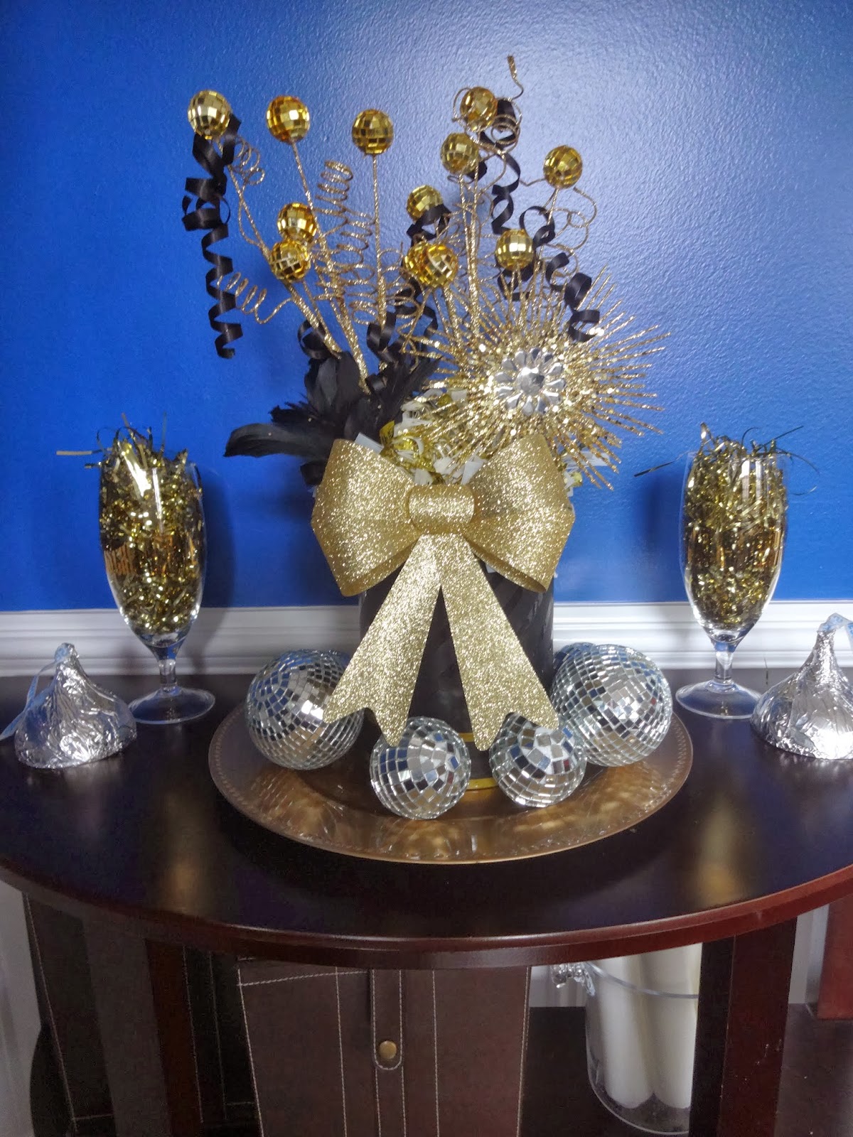 Not Mrs.Jones: New Years Eve Decor