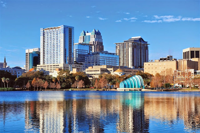 Lake Eola Park