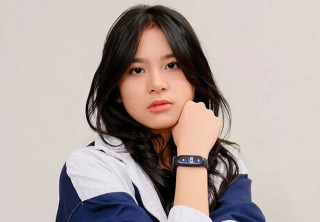 Artis Tercantik di Indonesia - Azizi Shafaa Asadel