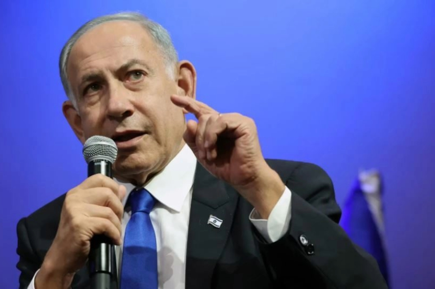O premier israelense, Benjamin Netanyahu, passa por cirurgia de hérnia, ainda neste domingo (31) | Foto: EFE-EPA FILE/ABIR SULTAN