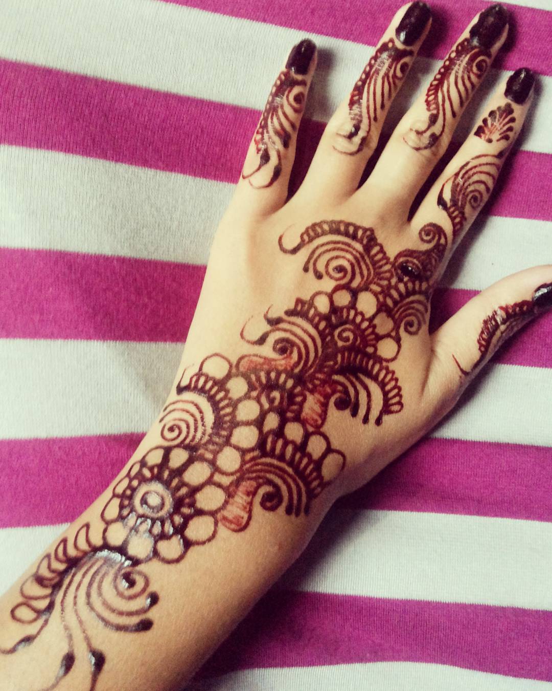 Desain Henna  Pengantin Bandung 08980016644 Jasa Henna  