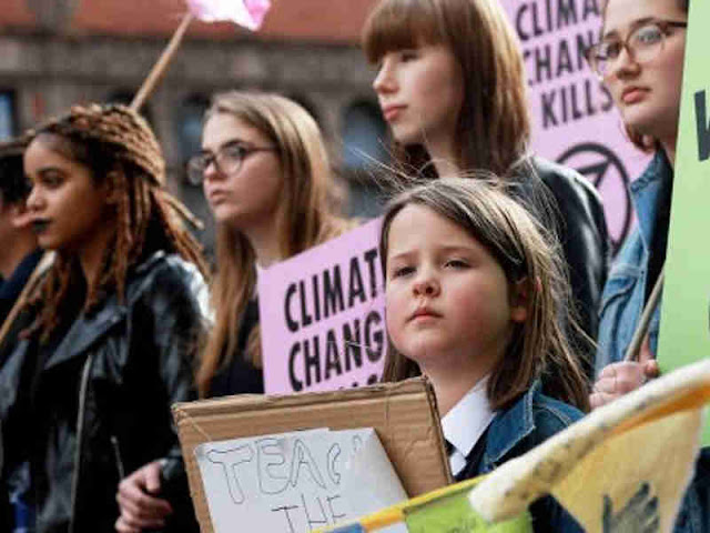 Students Worldwide Skip School to Protest Global Warming