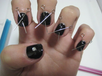 scissor nails lol by Edward