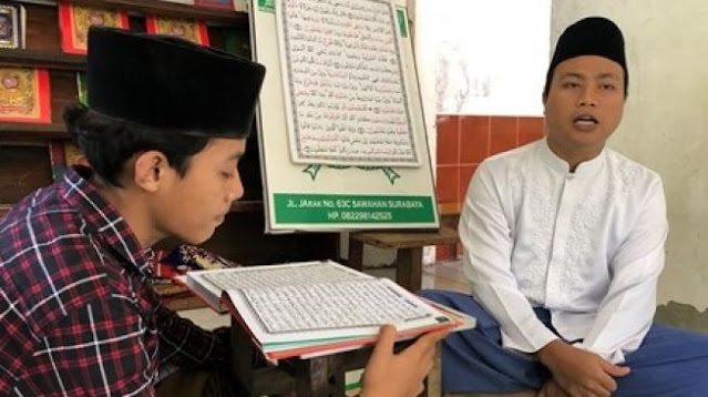 Subhanallah, ini dia Aris..! Seorang Tuna Netra Gresik, Putus Sekolah Malah Hafal Alquran