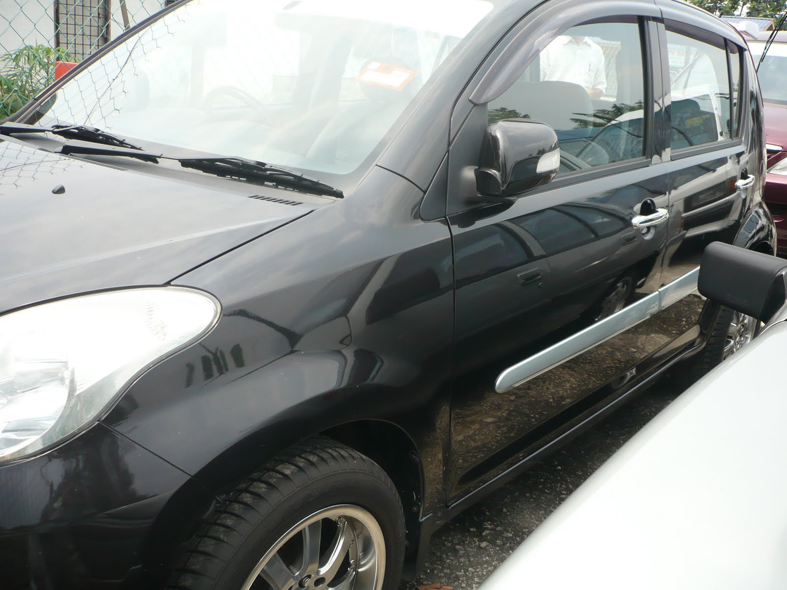 Jual Beli Kereta Terpakai: Perodua MyVi 1.3 Ezi Auto -2005