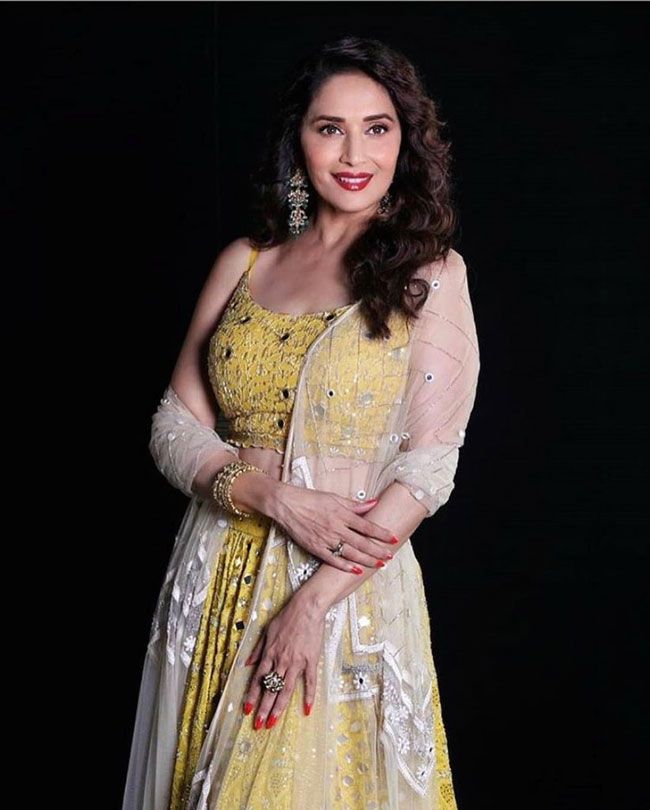 Actress Gallery: Madhuri Dixit Latest Gallery Pictures