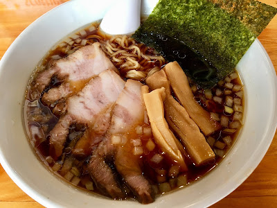 三軒茶屋にあるラブルの竹岡式ラーメン