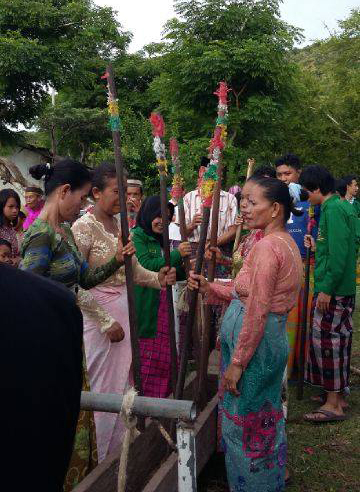 Festival Sarung di Kota Parepare Sulawesi Selatan, Pelestarian Budaya yang Semu