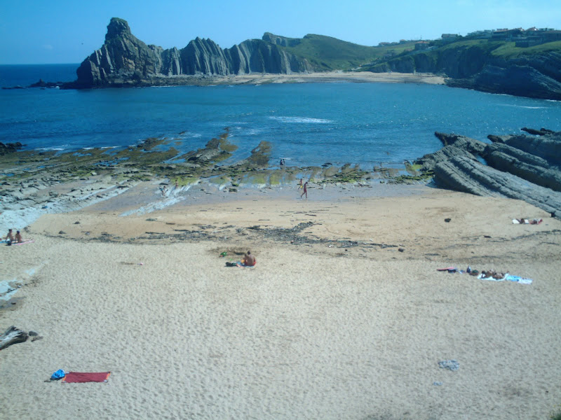 Playa de Cerrias en Liencres