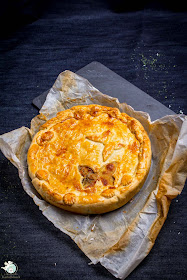 Quiche mit Pilzen, Glasnudeln und Haselnüssen