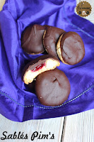 http://goulucieusement.blogspot.fr/2014/11/sables-framboises-chocolat-noir-facon.html