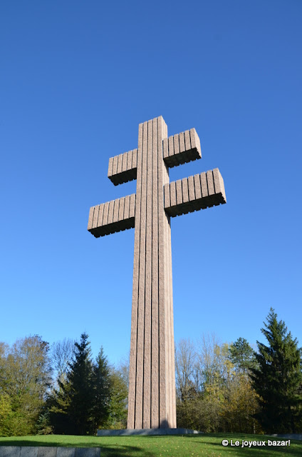 Colombey les deux églises - croix de lorraine - appel aux dons