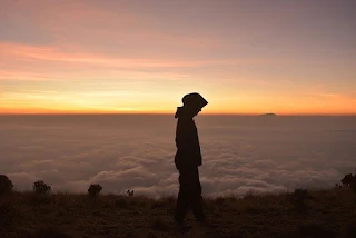 Jangan Khawatirkan Apapun, Mudah Bagi Allah Mengubah Keadaanmu Dengan Sekejap, Bersabarlah!