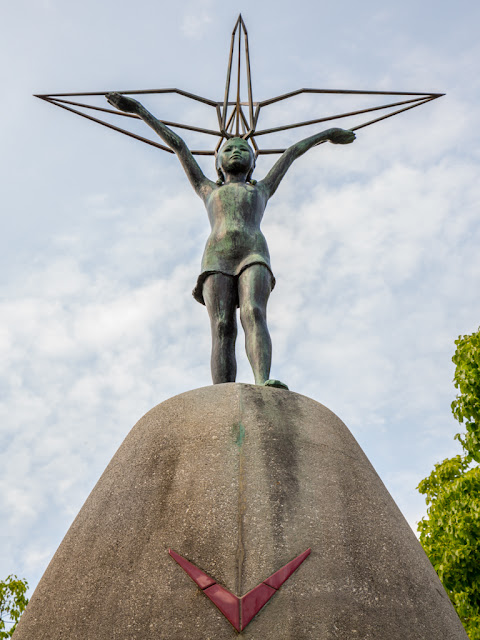 Sadako Sasaki :: Canon EOS5D MkIII | ISO200 | Canon 24-105@84mm | f/11 | 1/80s