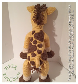 SA054 - Naptime Buddy Giraffe 4