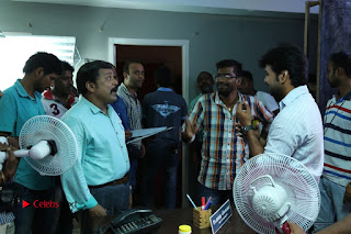 Enakku Vaaitha Adimaigal Tamil Movie Working Stills  0012.JPG