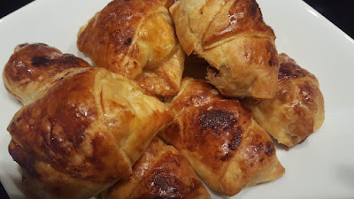 Mini apple croissants recipe