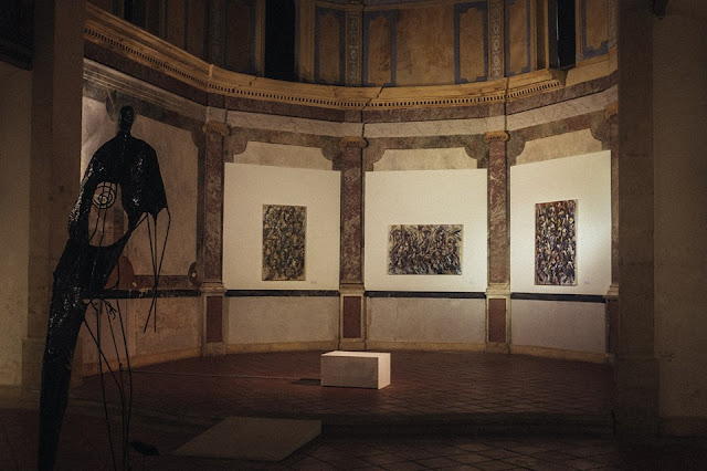 narbonne-exposition-penitents-bleus-chapelle