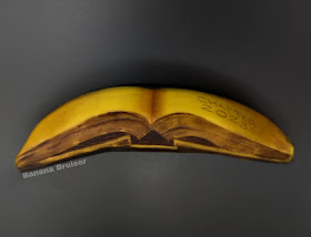 14-An-open-book-Banana-Drawings-Anna-Chojnicka-www-designstack-co