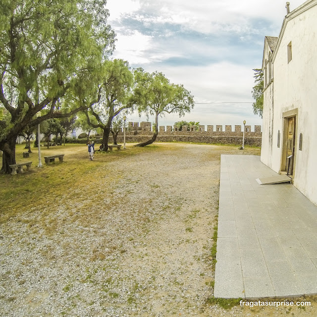 Esplanada do Castelo de Montemor-o-Novo em Portugal