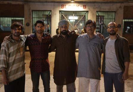 Newztabloid, Lucknow Central Jail, Farhan Akhtar,Gippy Grewal, Deepak Dobriyal