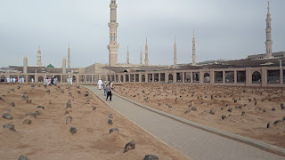 4 Faedah Mengingat Mati