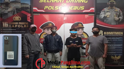 Sadis..! Ponakan Sikat Handphone Paman Sendiri