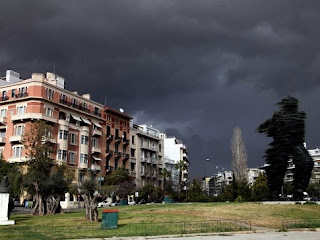 Καταιγίδα φόρων μέχρι την Παρασκευή με 5 χαράτσια